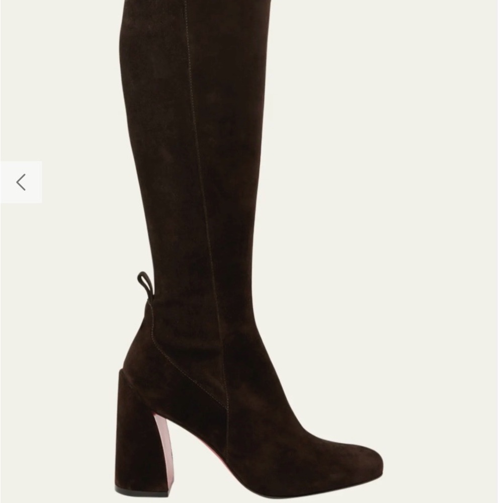 Christian Louboutin Jane Brown Suede Knee Boots. Brand New.
Seen on Taylor Swift